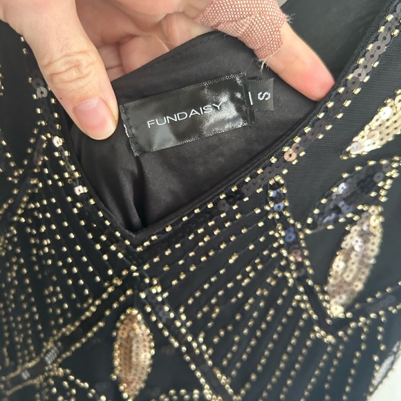 Black sequin fringe dress - Picture 4 of 7